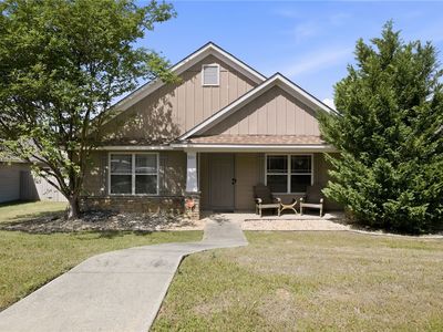 331 Frontier Cir