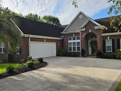 1142 N Blackmoor Dr.