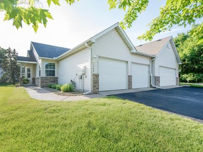 Property at 2144 Albemarle Ct, Roseville, MN