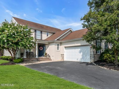 42 W Parsonage Way