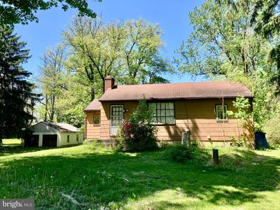 100 & 1111 Park Rd