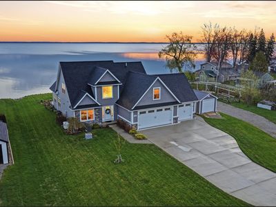 4868 W Houghton Lake Dr