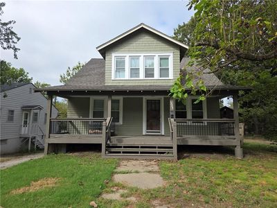 1228 S Main St