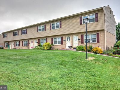 2 Meadow View Dr #10
