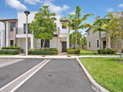 317 NE 208th Ter #317
