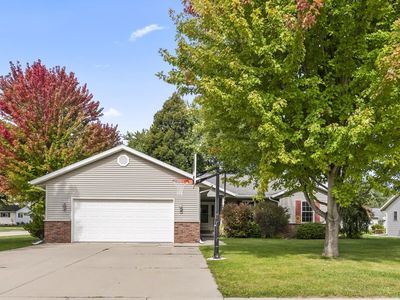 450 Bittersweet Ln