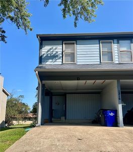 1316 E 123rd Ter APT D