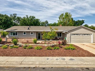 6942 S Land Park Dr