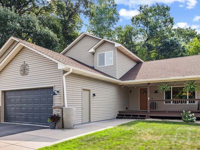 23593 Flora Ct NW