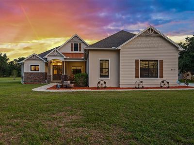 5319 W TRAPNELL ROAD