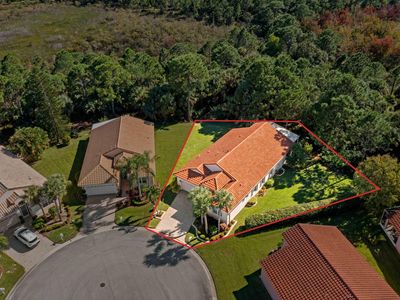 376 NW Castlemaine Ct