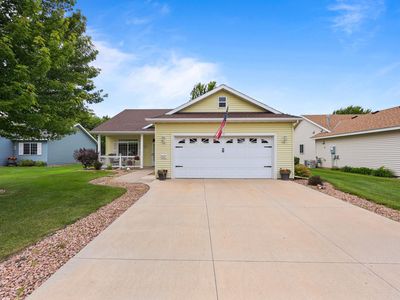 1227 Willow Pond Dr