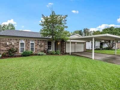 6420 Heather Dr