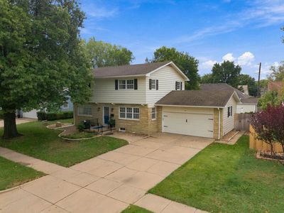 7005 E Magill Ln