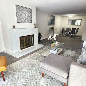 1500 Broadway APT 205