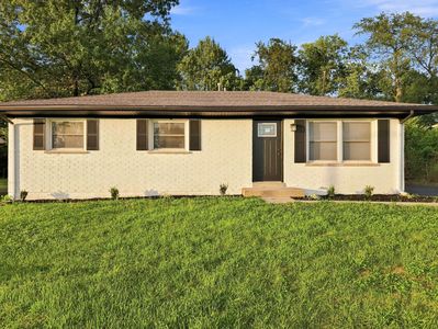 497 Asbury Ln