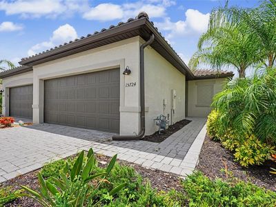 15724 Sunny Day Dr