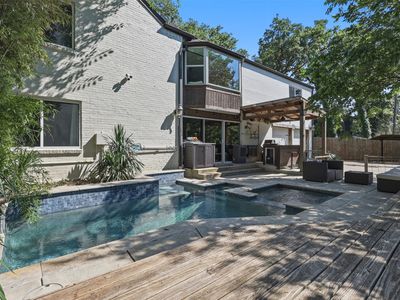 2112 Coral Dr