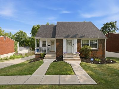 208 Parkedge Rd