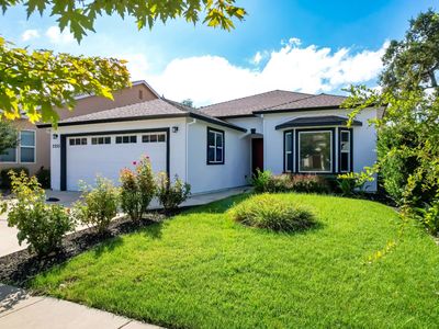Property at 2555 Banner Peak Dr, Chico, CA