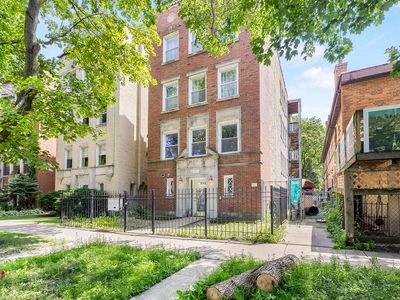 1747 W Pratt Blvd APT 1