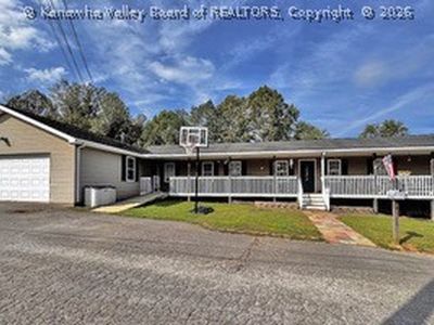 Property at 16 Barker Dr, South Charleston, WV