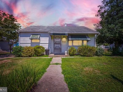 106 Parkway Ave