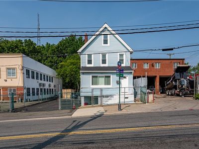 306 South Ave