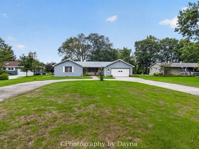 Property at 1930 Bittersweet Dr, Saint Anne, IL