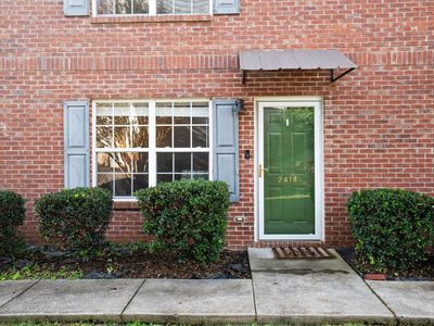 2414 Executive Park NW