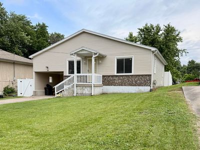 Property at 621 E College St, Marshall, MO