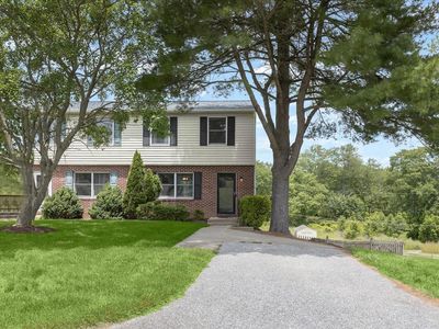 1032 Circle Dr