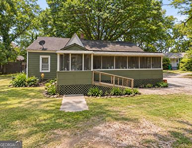 23 Hosch Cir