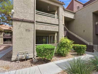 5042 Rainbow Blvd #101