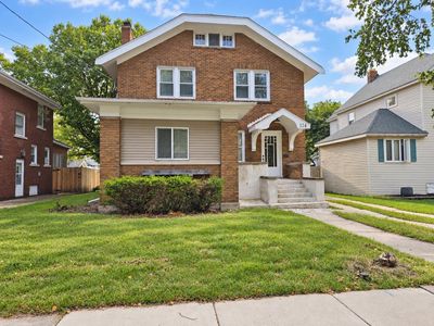 324 Paris Ave