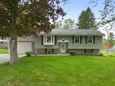 323 Rayelene Dr