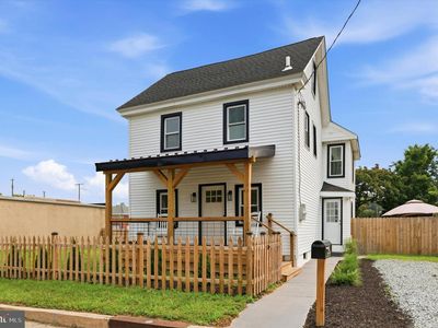 11 Cherry St