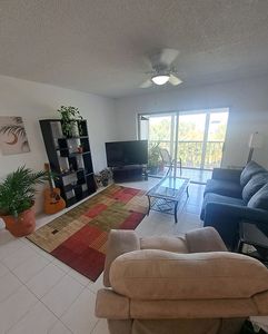 1200 Hillcrest Ct APT 309