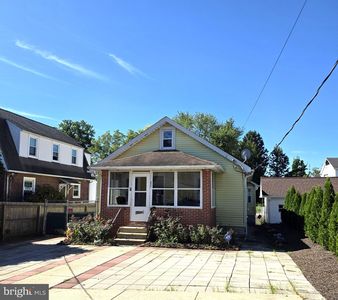 902 Haines Ave