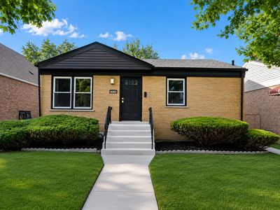 438 W 126th Pl