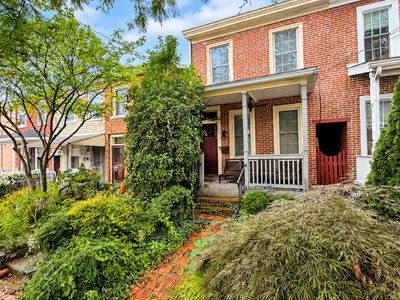 121 W Biddle St