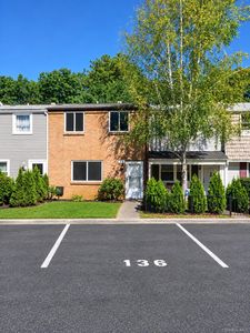 136 Hill Crescent