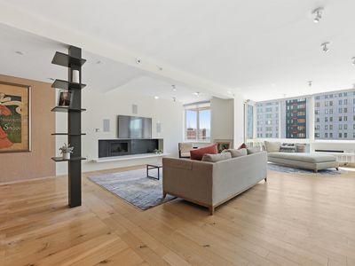 1008 Hudson Park #1008
