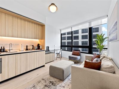 225 N Miami Ave Unit 1102