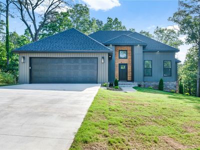 11 Ellesmere Ln