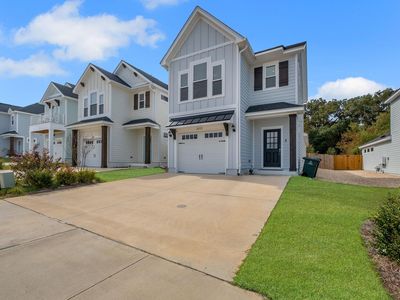 3693 Meadow Vista Ln