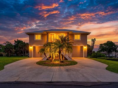 9050 Caloosa Dr