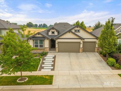 819 E Crest Ridge Dr