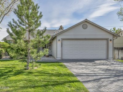 1327 E Marion Russell Dr