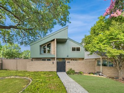 10401 Shadow Bend Dr